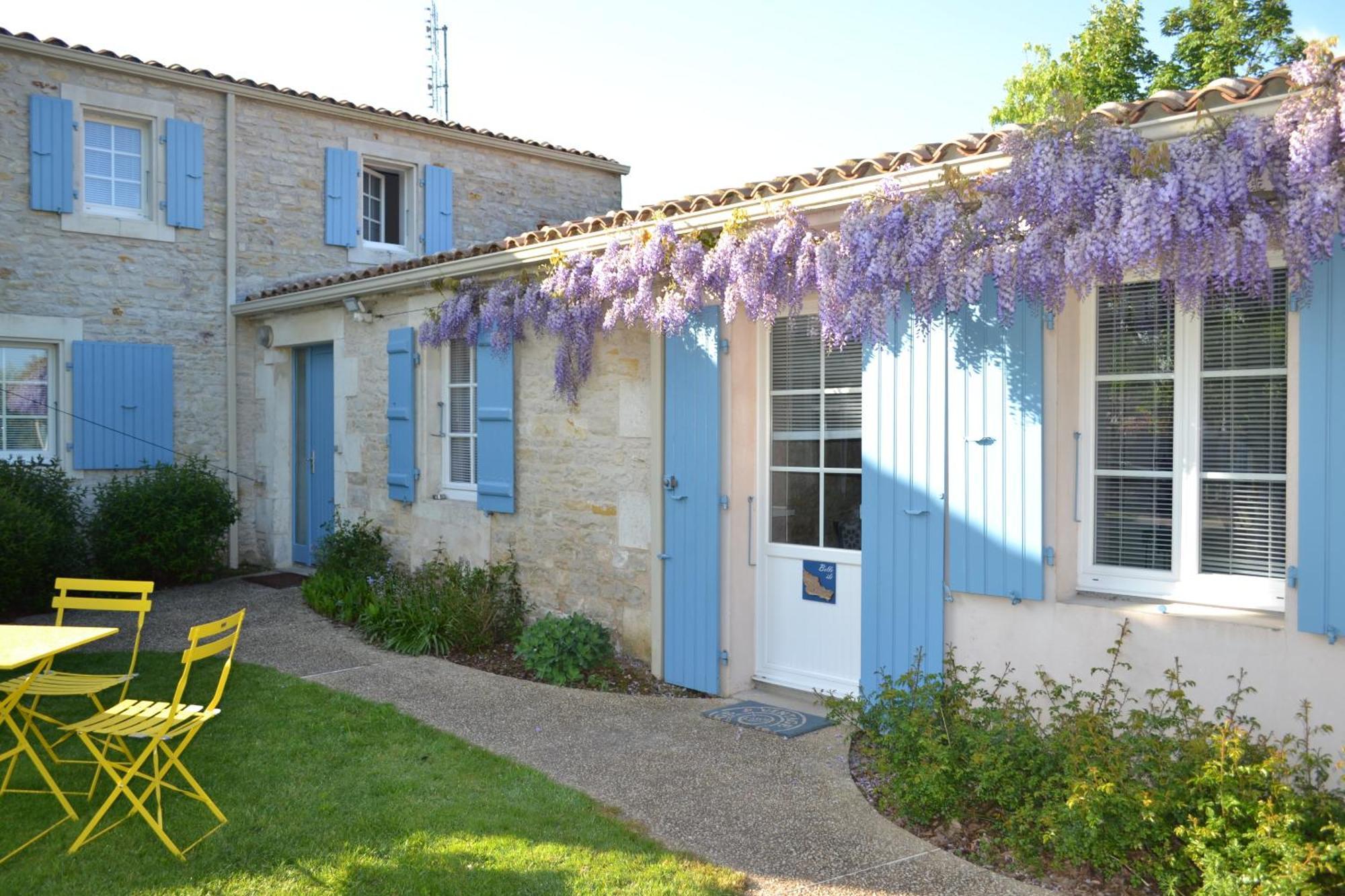 L'Instant Bleu Hotel Marans  Exterior photo